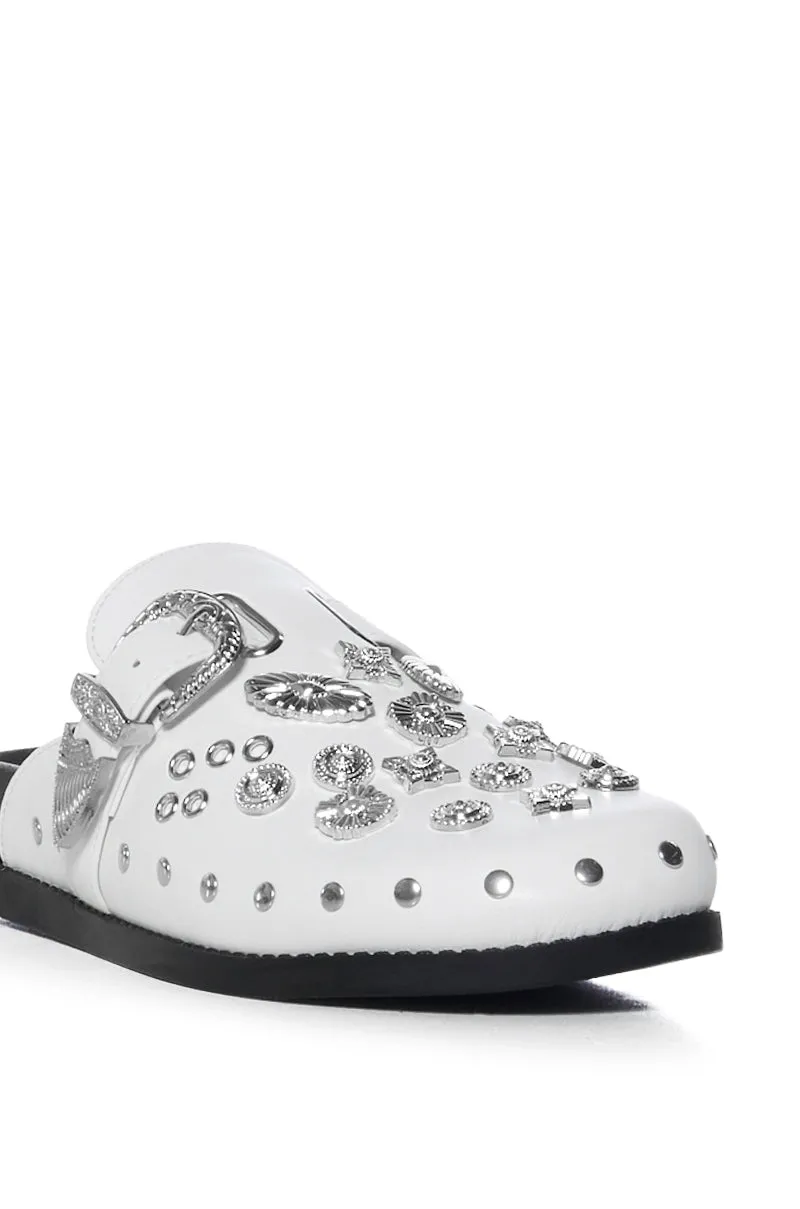 AZALEA WANG DESERT FLOWER STUDDED WESTERN FLAT CLOG IN WHITE