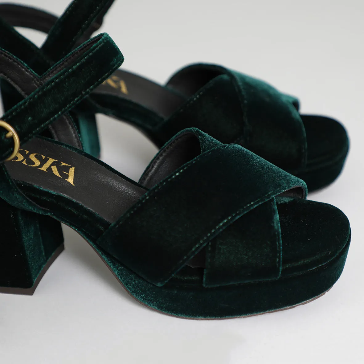 Clara Vegan Velvet Green