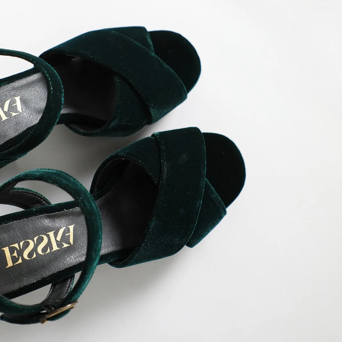 Clara Vegan Velvet Green