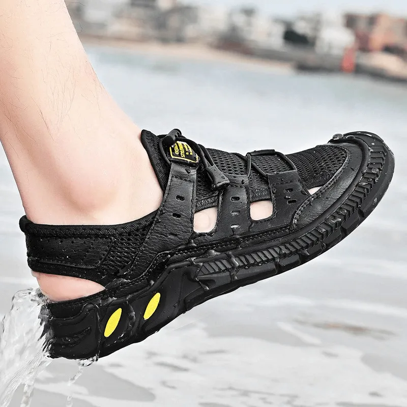 Hollow-Out Breathable Mesh Sandals with Wear-Resistance Rubber Sole - SF0699