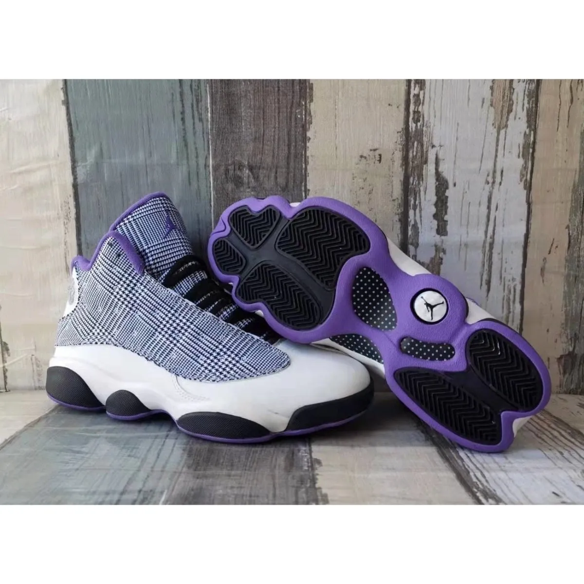 JORDAN 13 RETRO x HOUNDSTOOTH