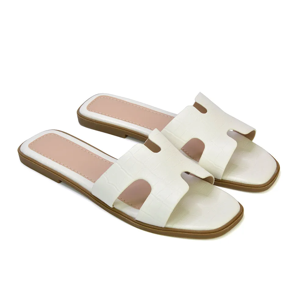 Leanna Cut Out Slip On Flat Sandals Sliders in Gold