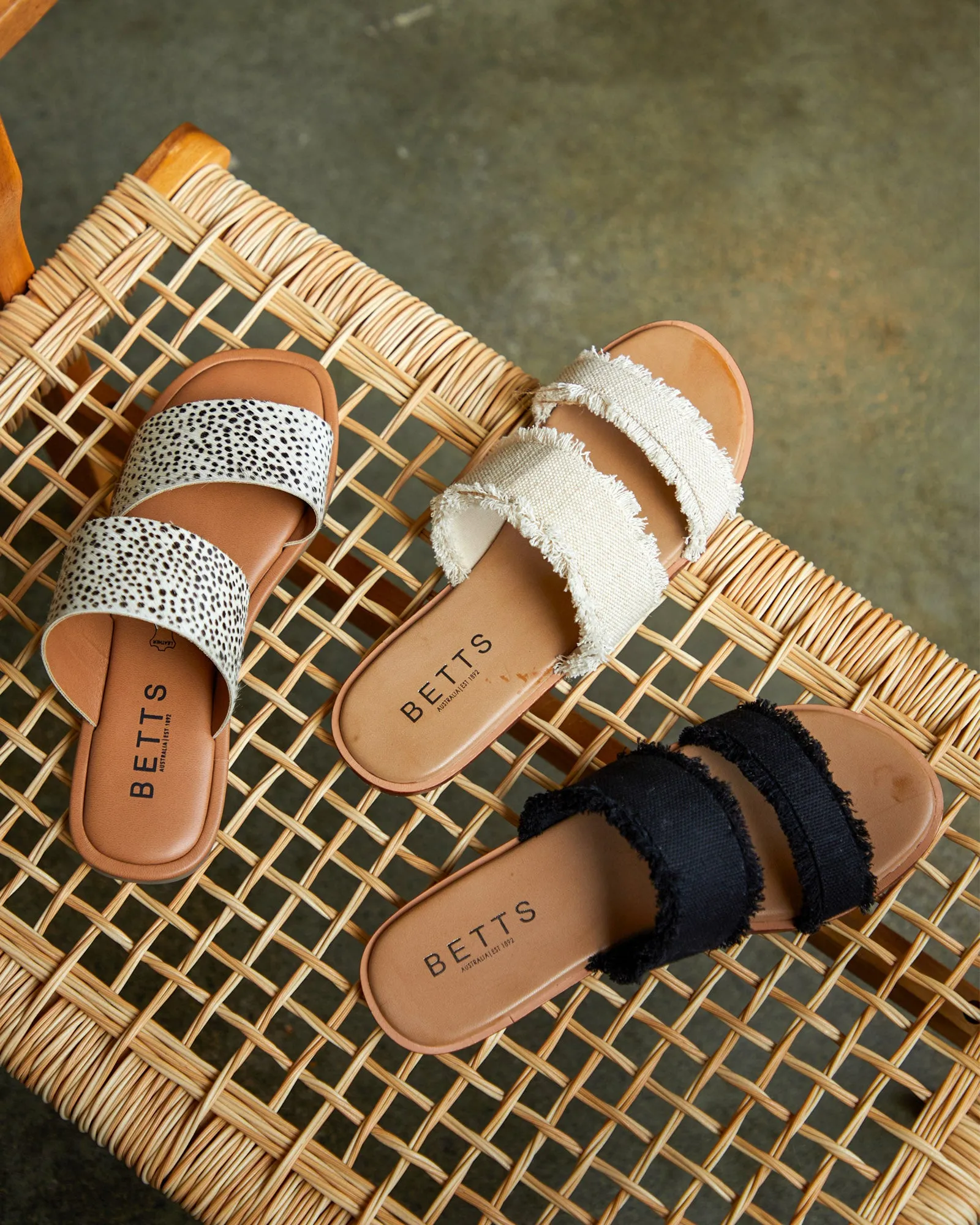 MIRAGE Linen Slides