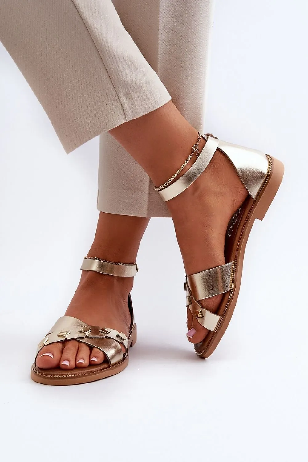 Sandals model 198809 Step in style