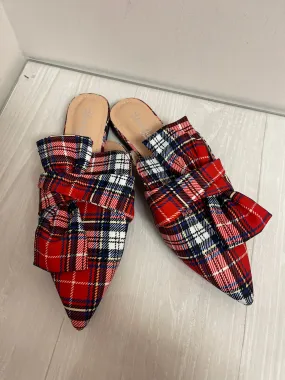 Shoes Flats By Clothes Mentor In Plaid Pattern, Size: 7